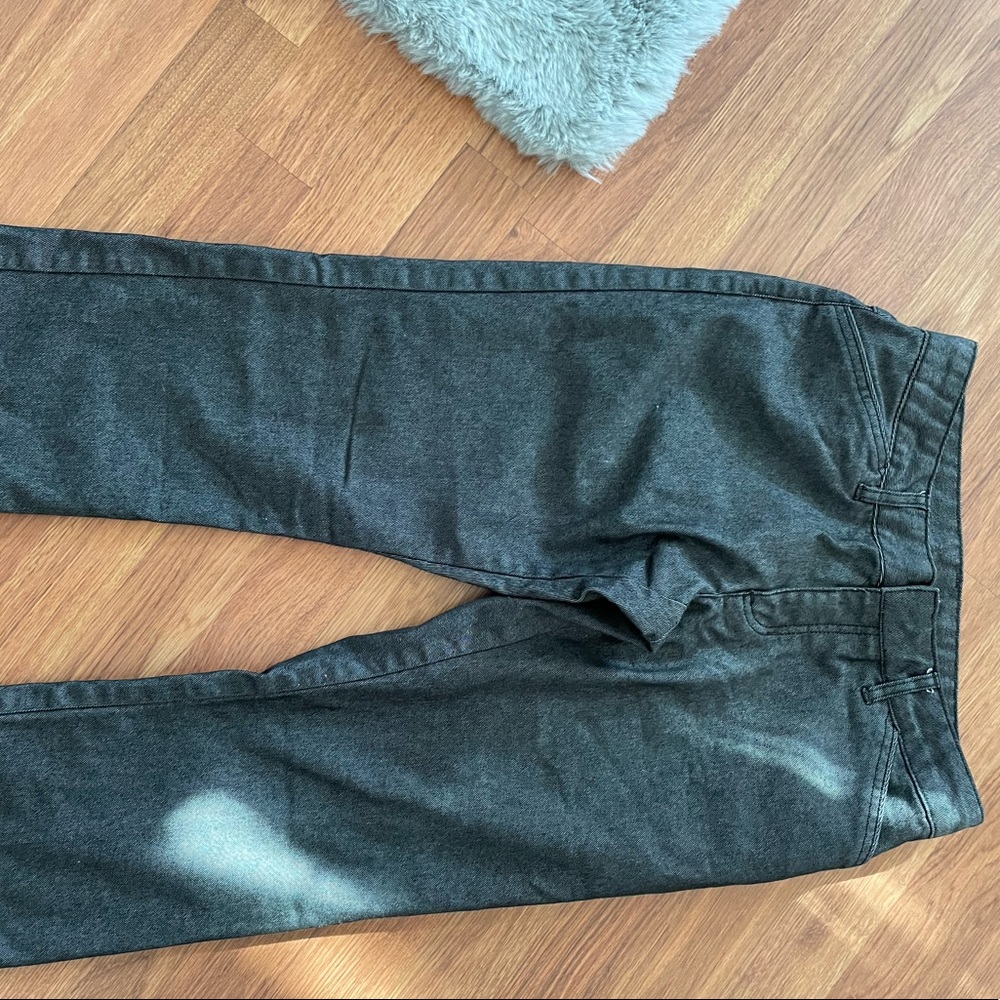 “OLD NAVY BLACK WASHED JEANS”